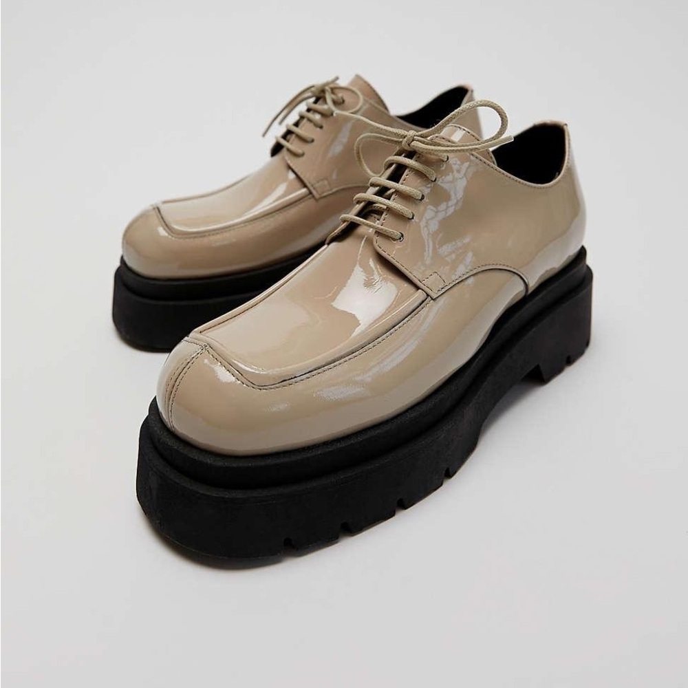 E8 by Miista patent leather platform beige shoes